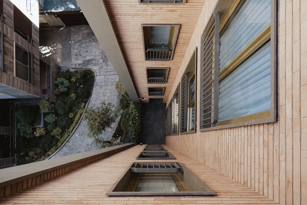 嘉兴市经开城南街道舒炜建筑咨询BIM管线综合优化服务技术解析封面图